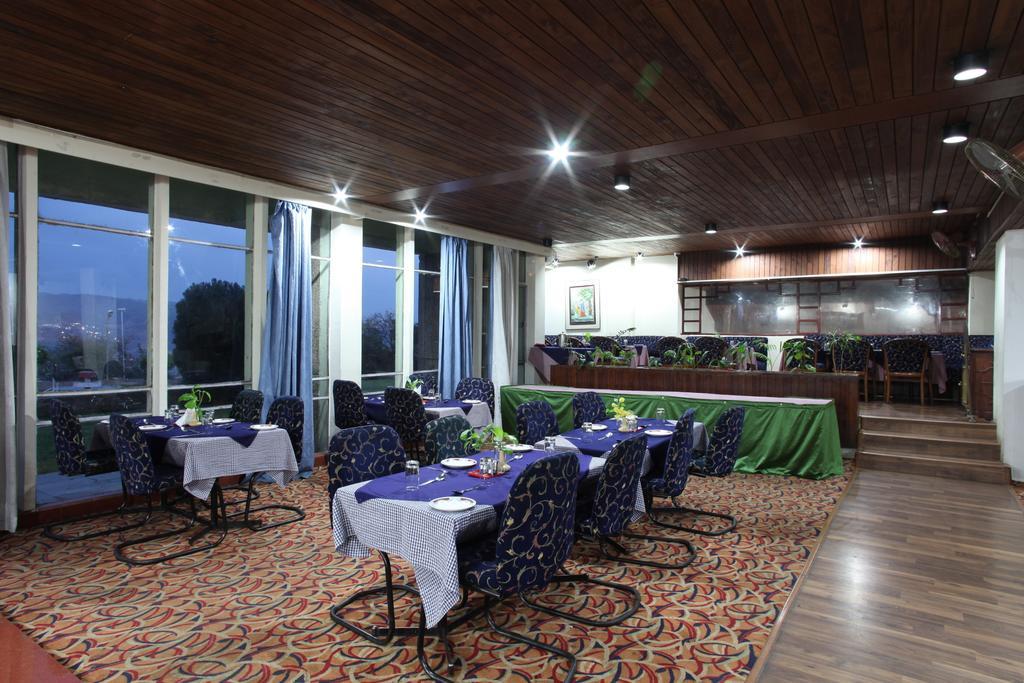 Hotel Jammu Ashok Exterior photo